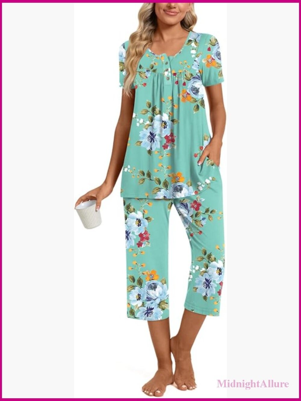 Women's 2 Piece Short Sleeve Capri Pajama Set Plus Size Lounge Set with Pockets